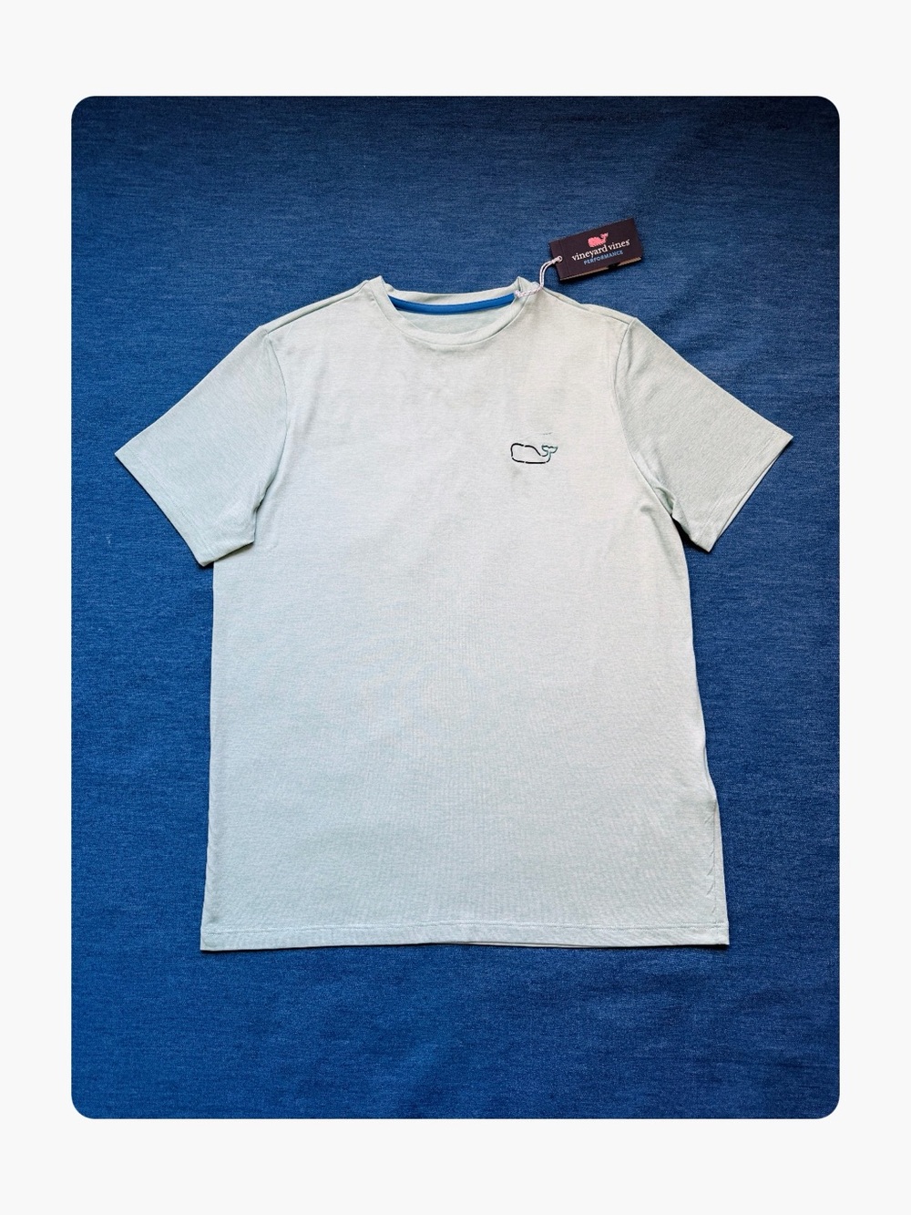 ★ Vineyard Vines Performance On-The-Go Whale Outline Harbor NWT Tee Aqua S ★